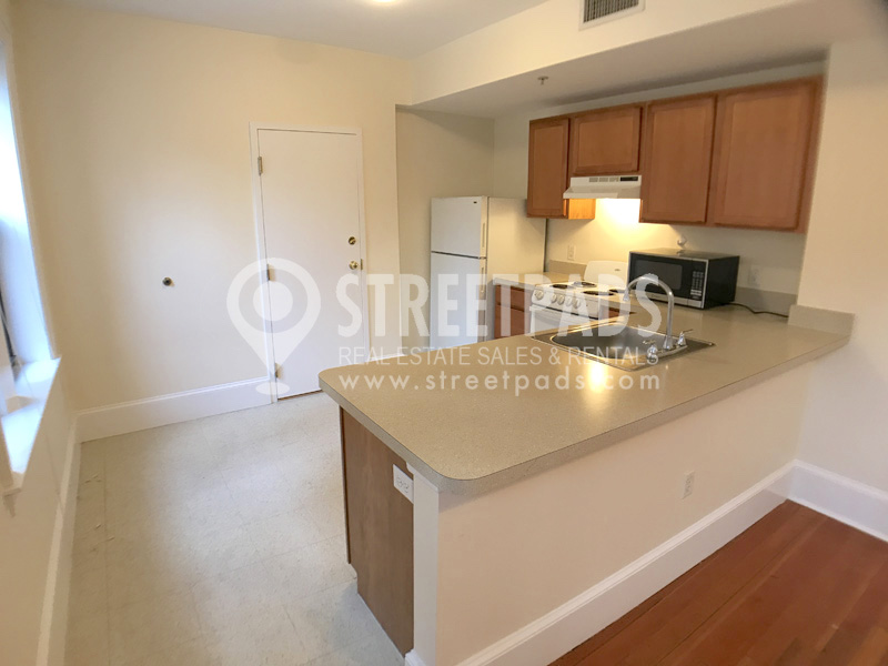 881 Massachusetts Ave, Central Square