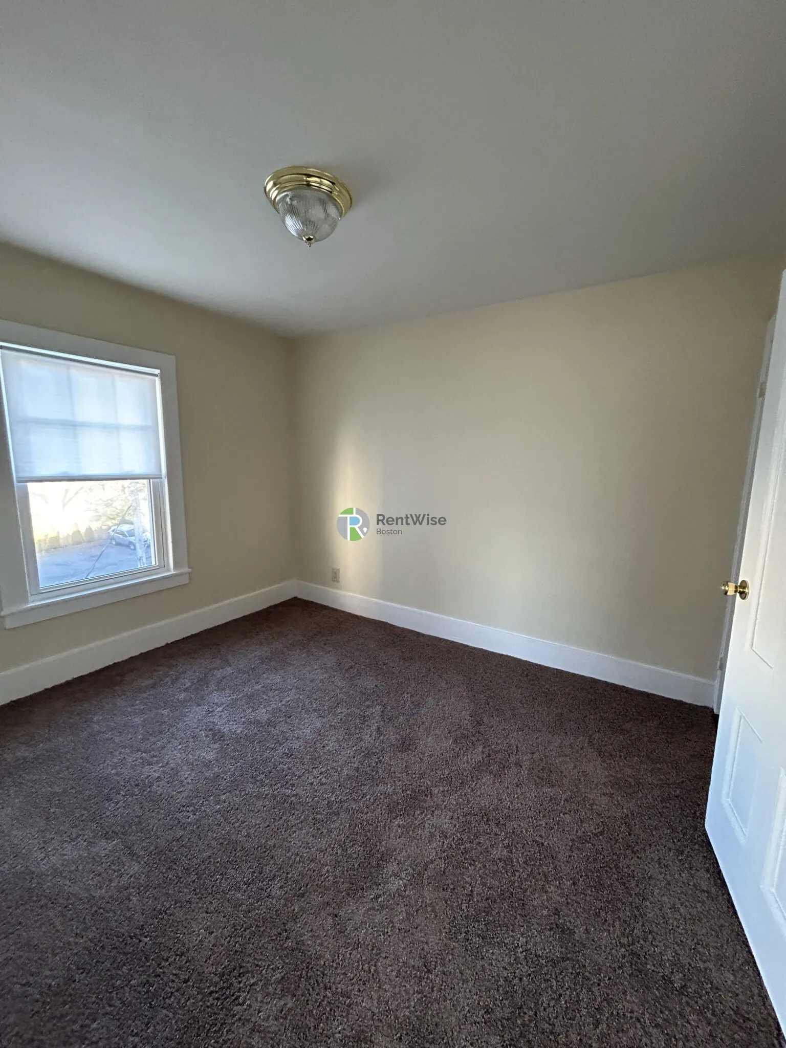 297 Nahant Rd, Nahant