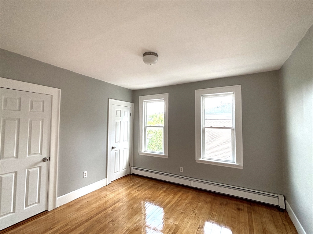 8 Hooper St, Belmont Hill