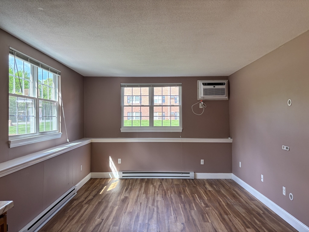 49 Leonard Rd, Boxborough