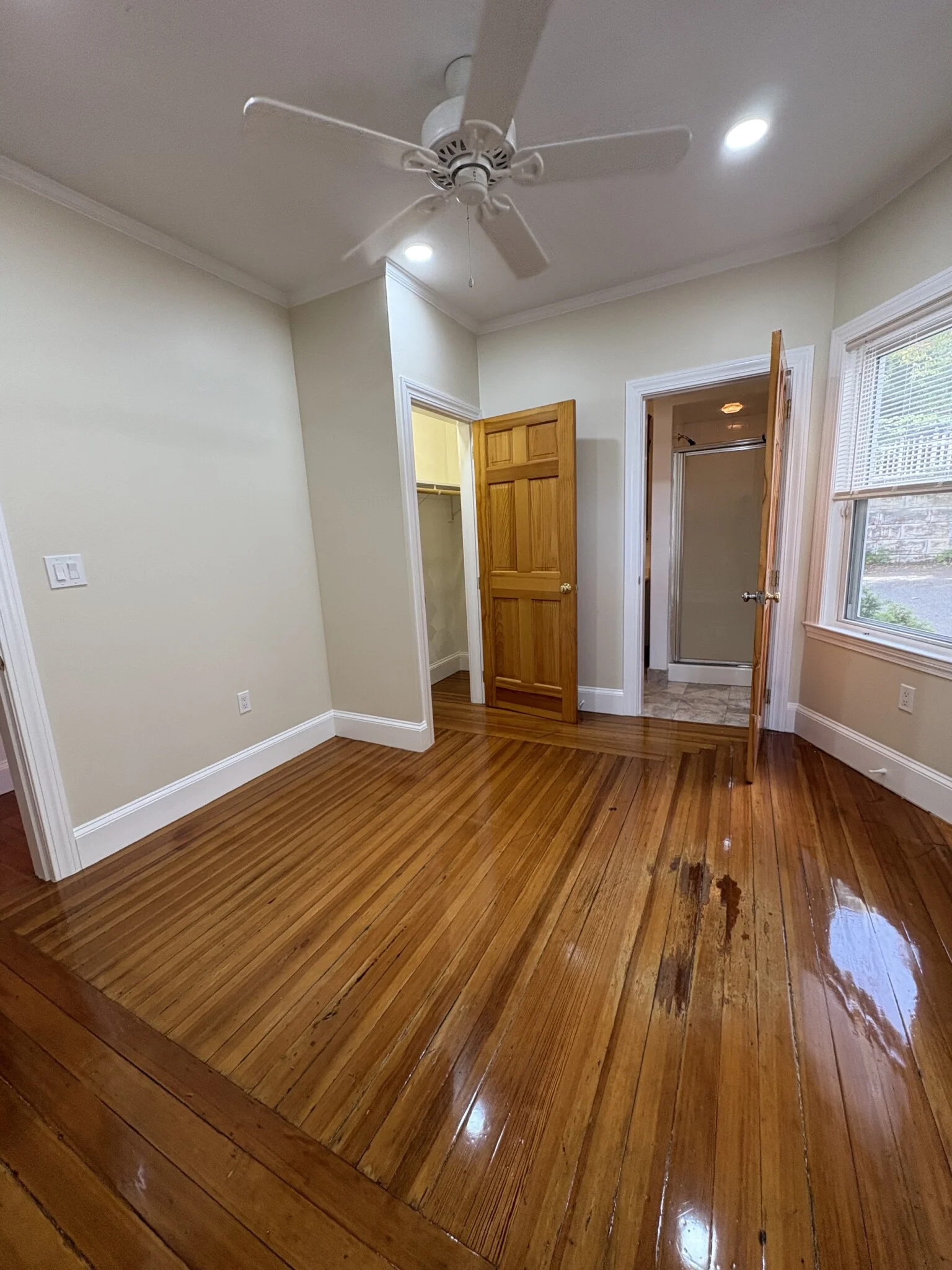 200 Hyde Park Ave, Jamaica Plain