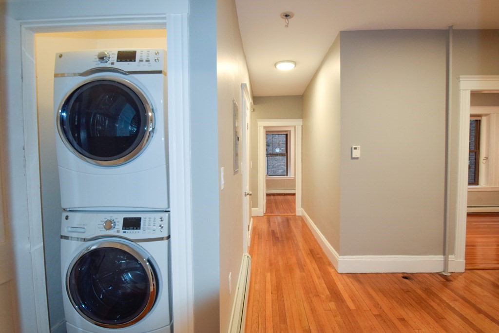 48 Englewood Ave, Commonwealth