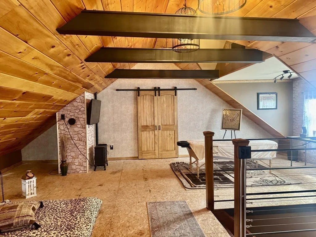 52 Hussey St, West