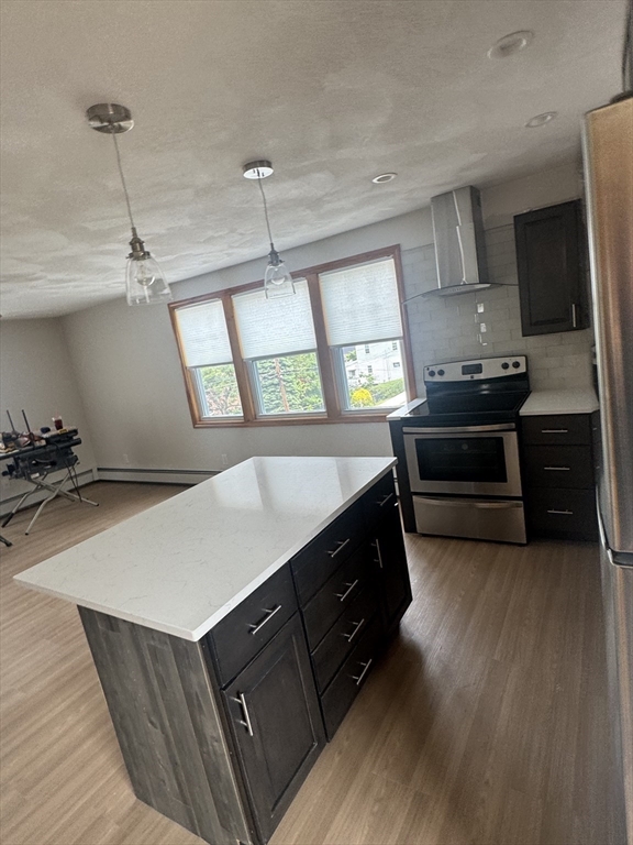 22 Glendale Ave, Everett