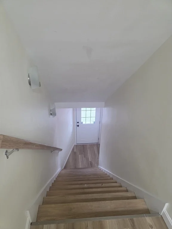 55 Burrage Ave, Leominster