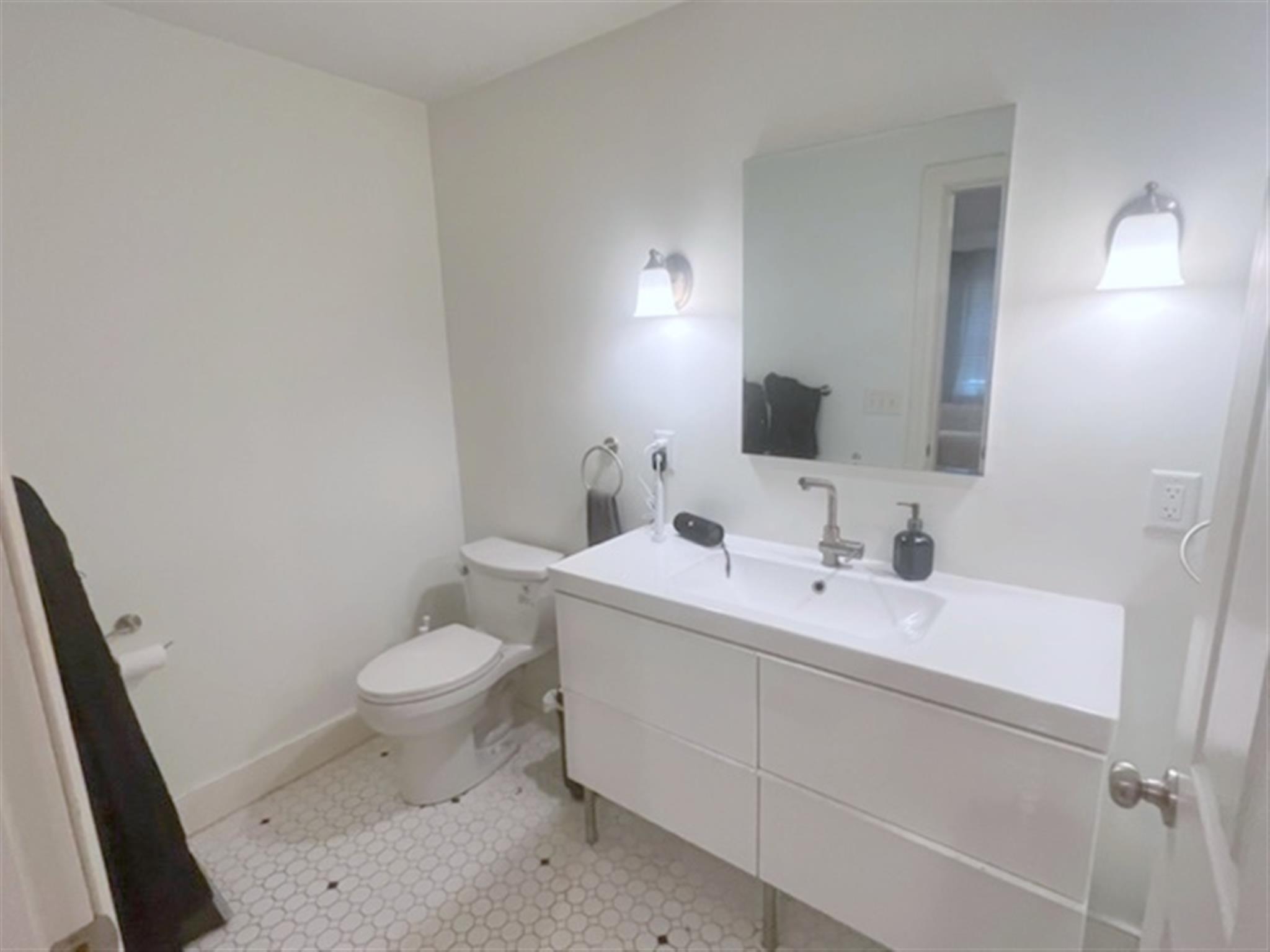 50 Spring St, East Cambridge