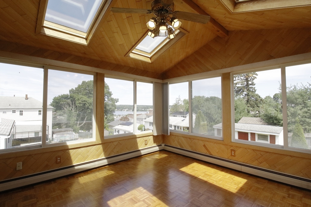 116 Bliss St, Fall River