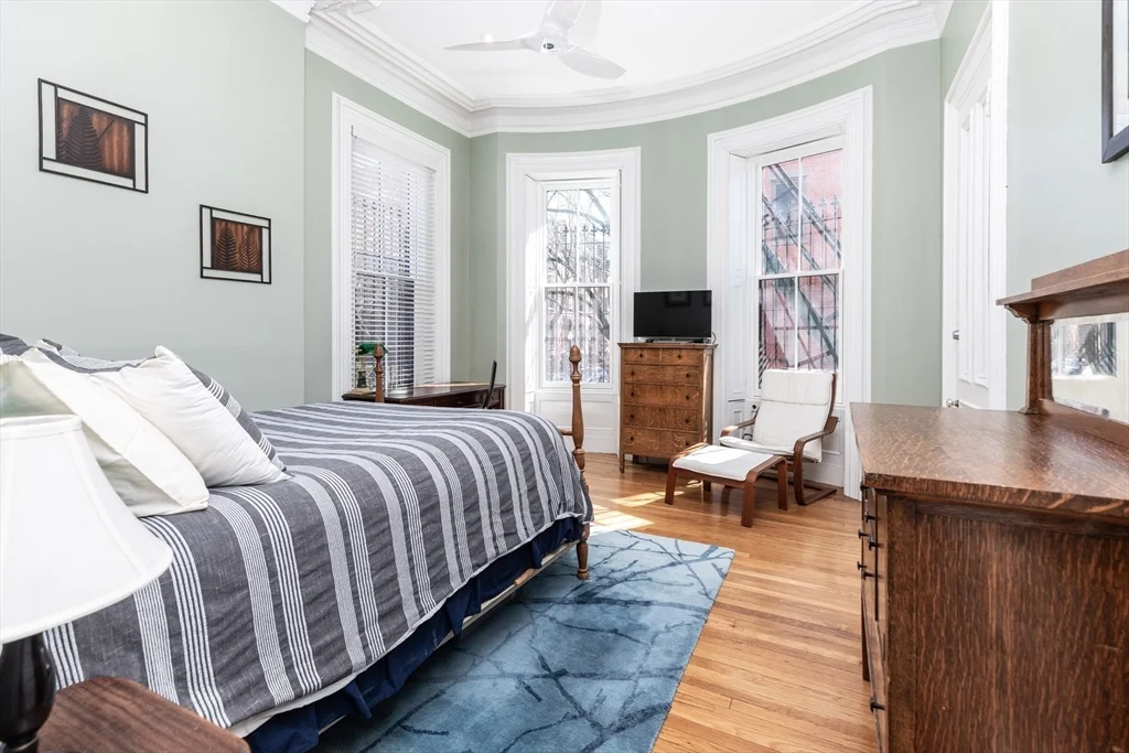 748 Tremont St, South End