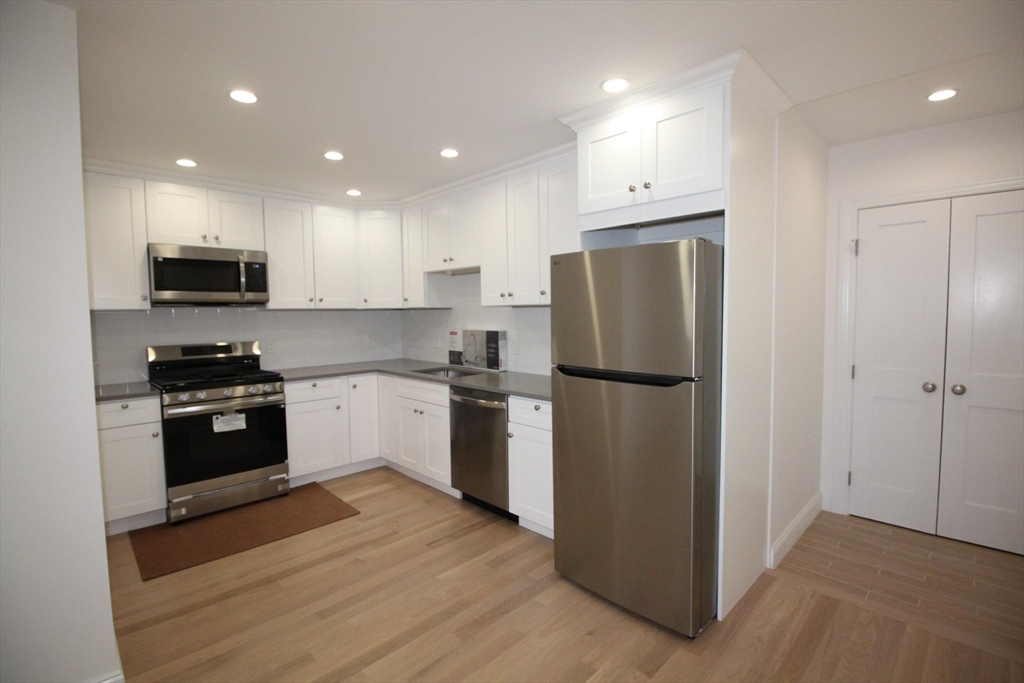 65 East India Row, Waterfront