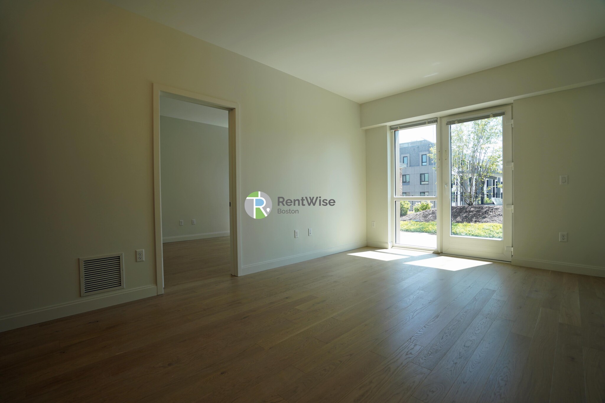 55 Brighton Ave, Allston