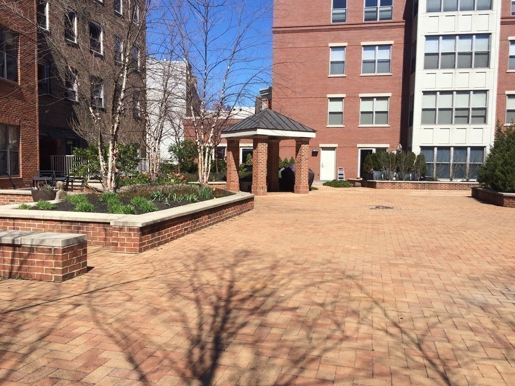 1166 Washington St, South End