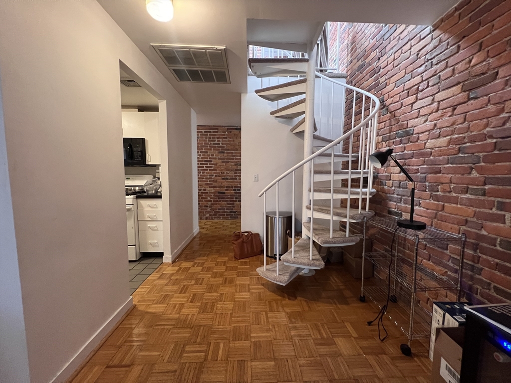 71 Fulkerson St, East Cambridge