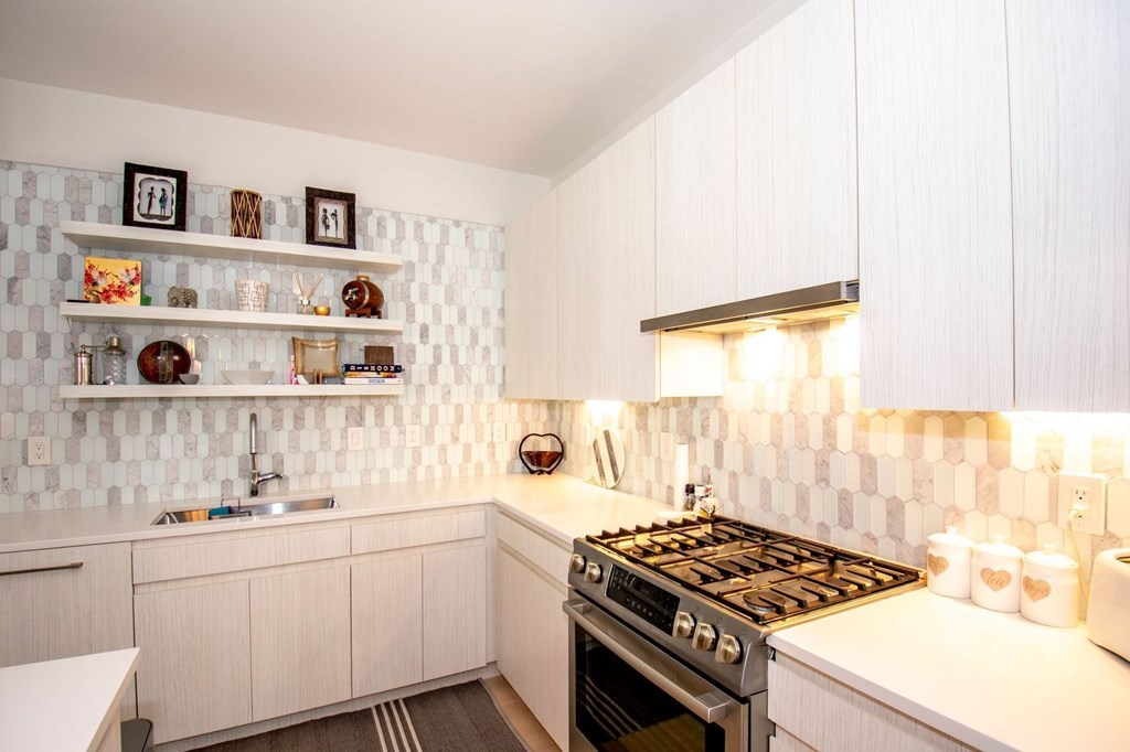 45 W Third St, South Boston