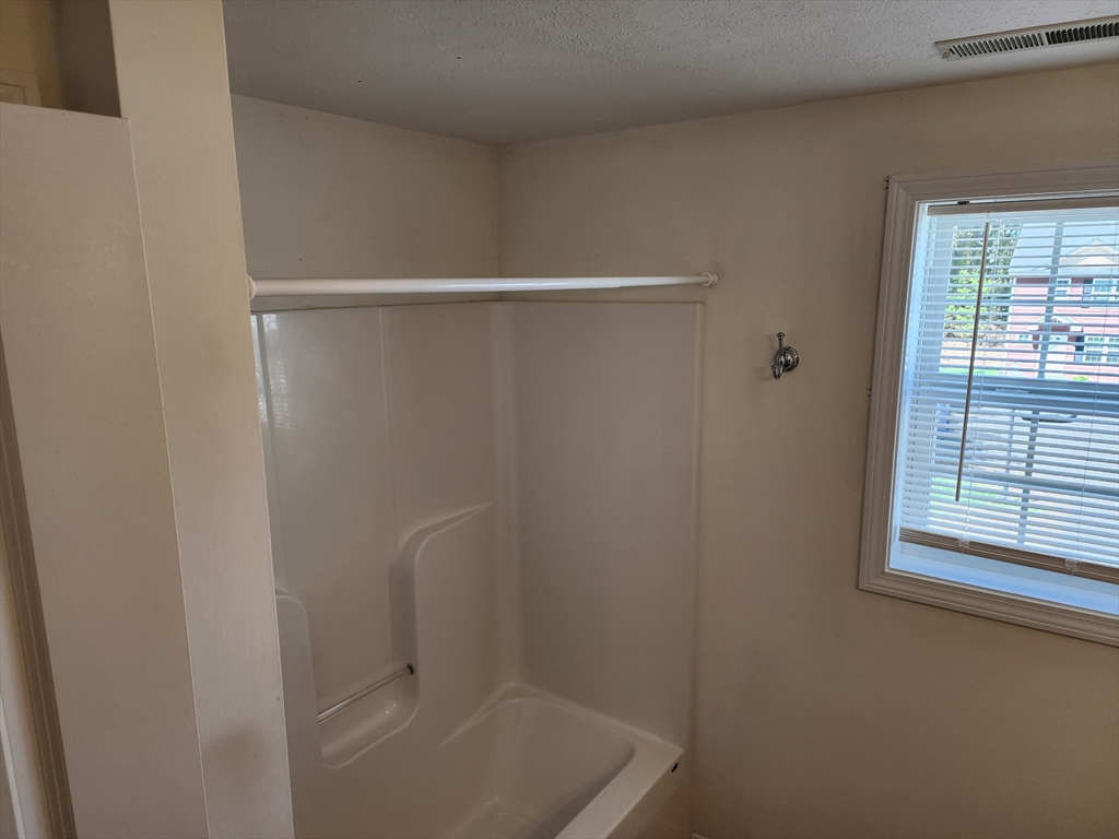 57 Mill Street Ext, Lancaster