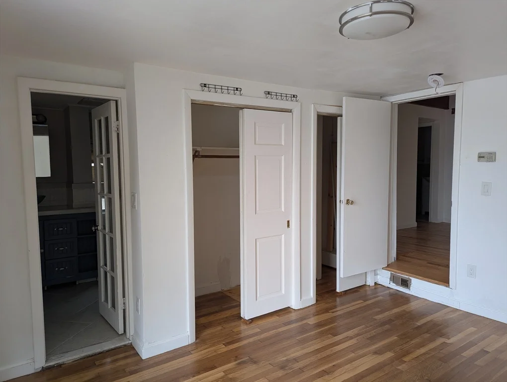 144 Lake Shore Dr, Weymouth