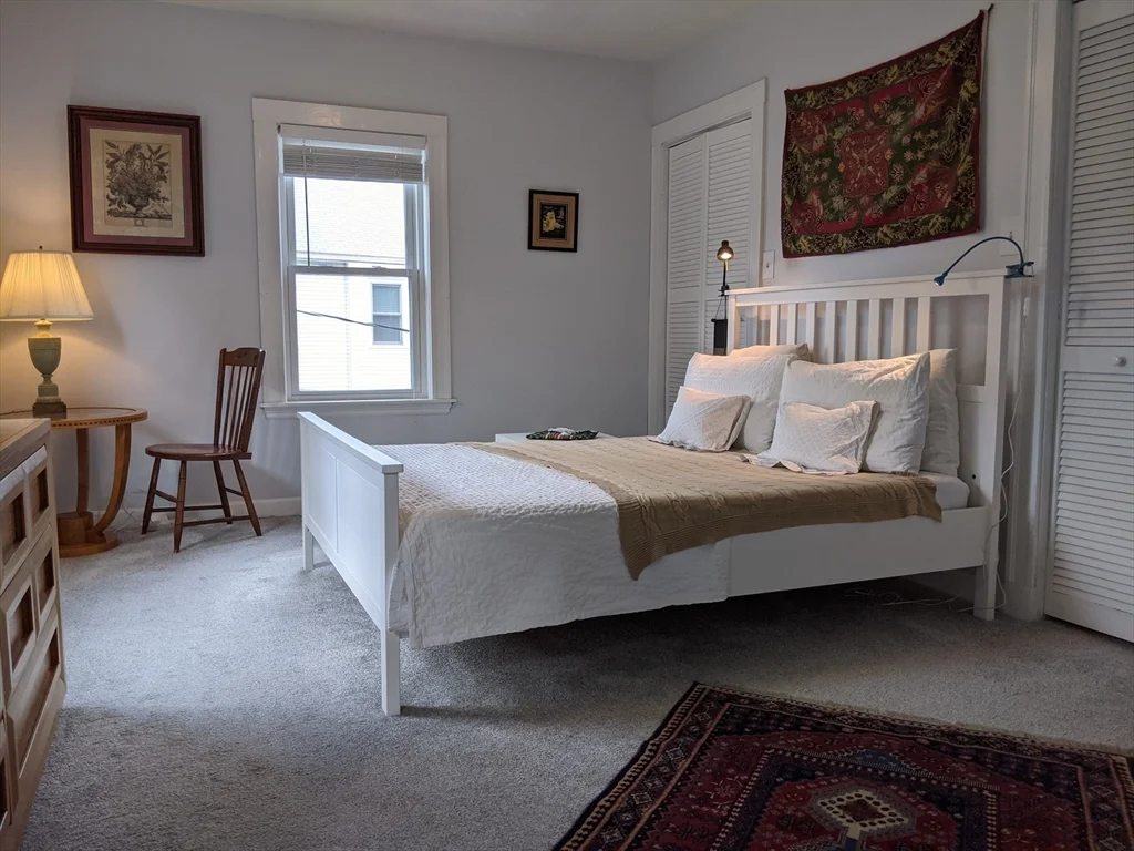 184 White St, Belmont