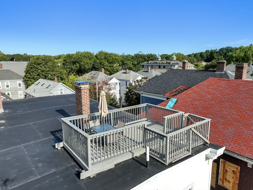 118 Franklin St, Brookline