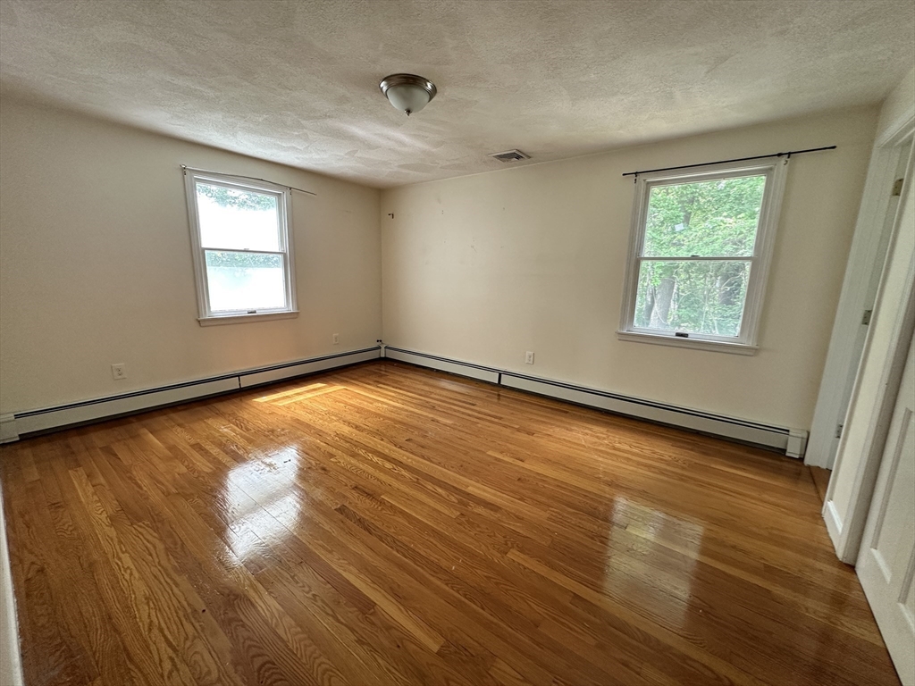 70 Edgemoor, Wellesley