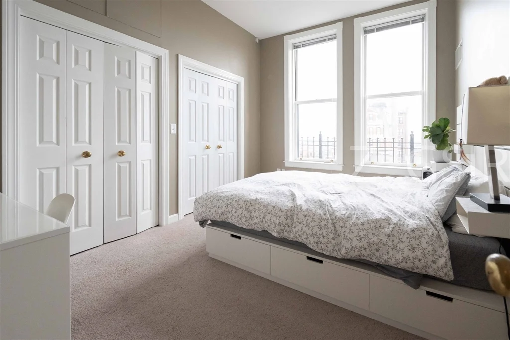 416 Marlborough St, Back Bay