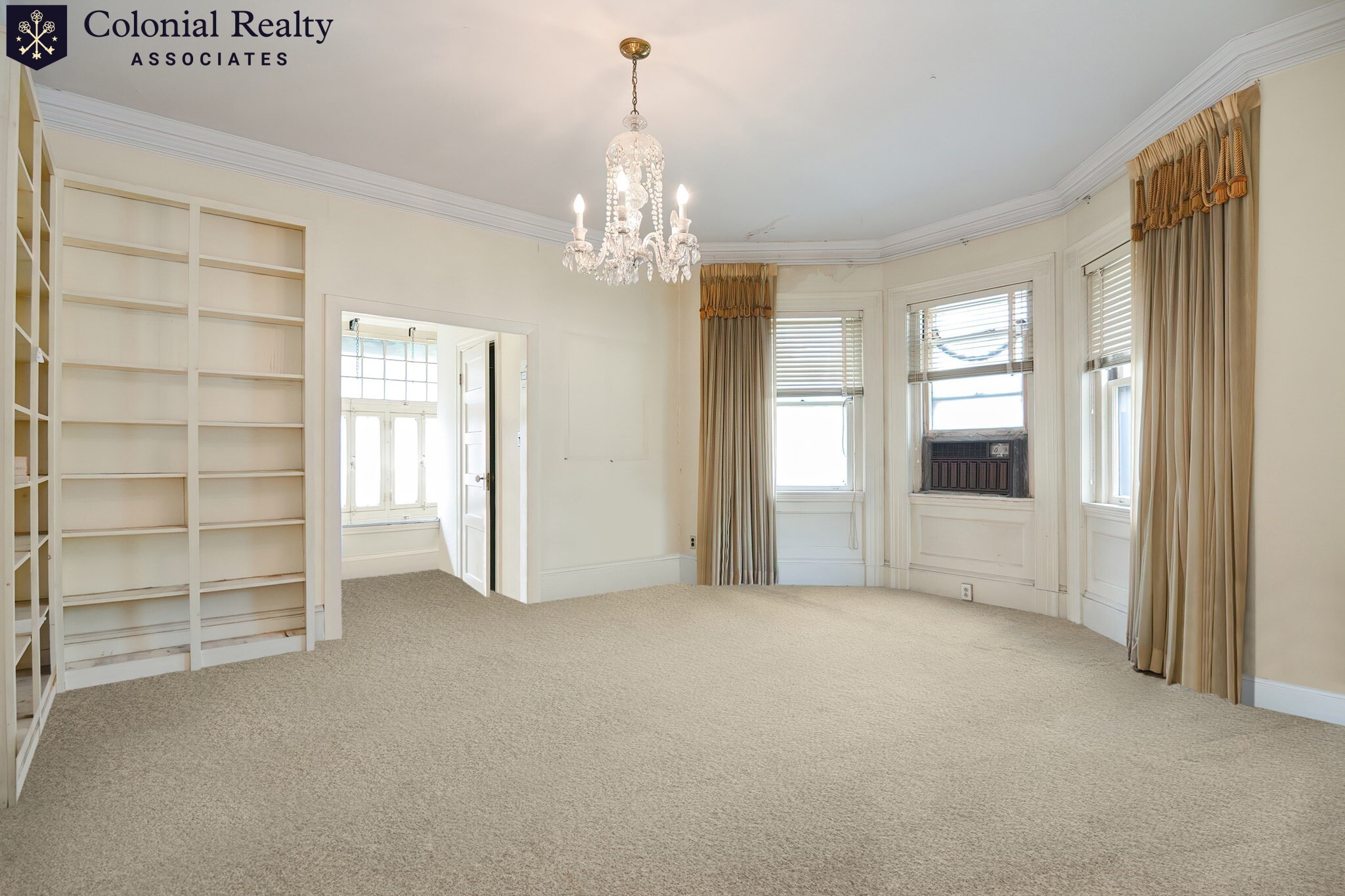 925 Beacon St, Fenway