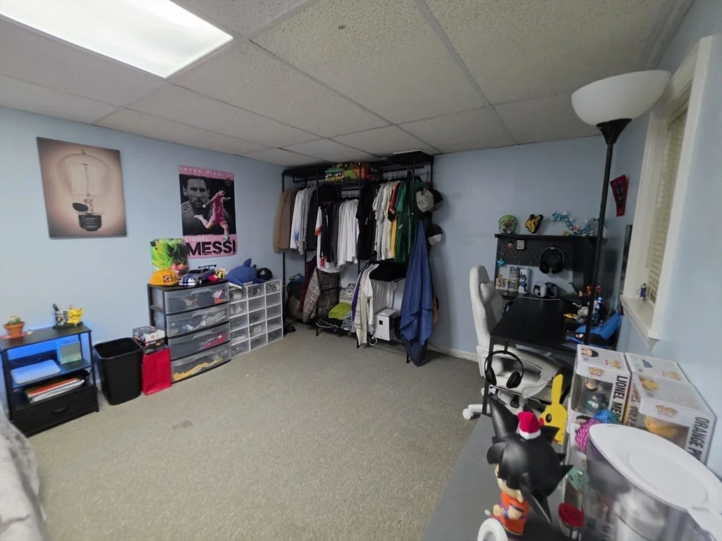 104 Johnson Rd, Chicopee