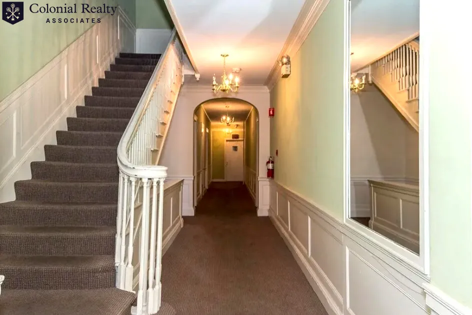 1253 Beacon St, Coolidge Corner