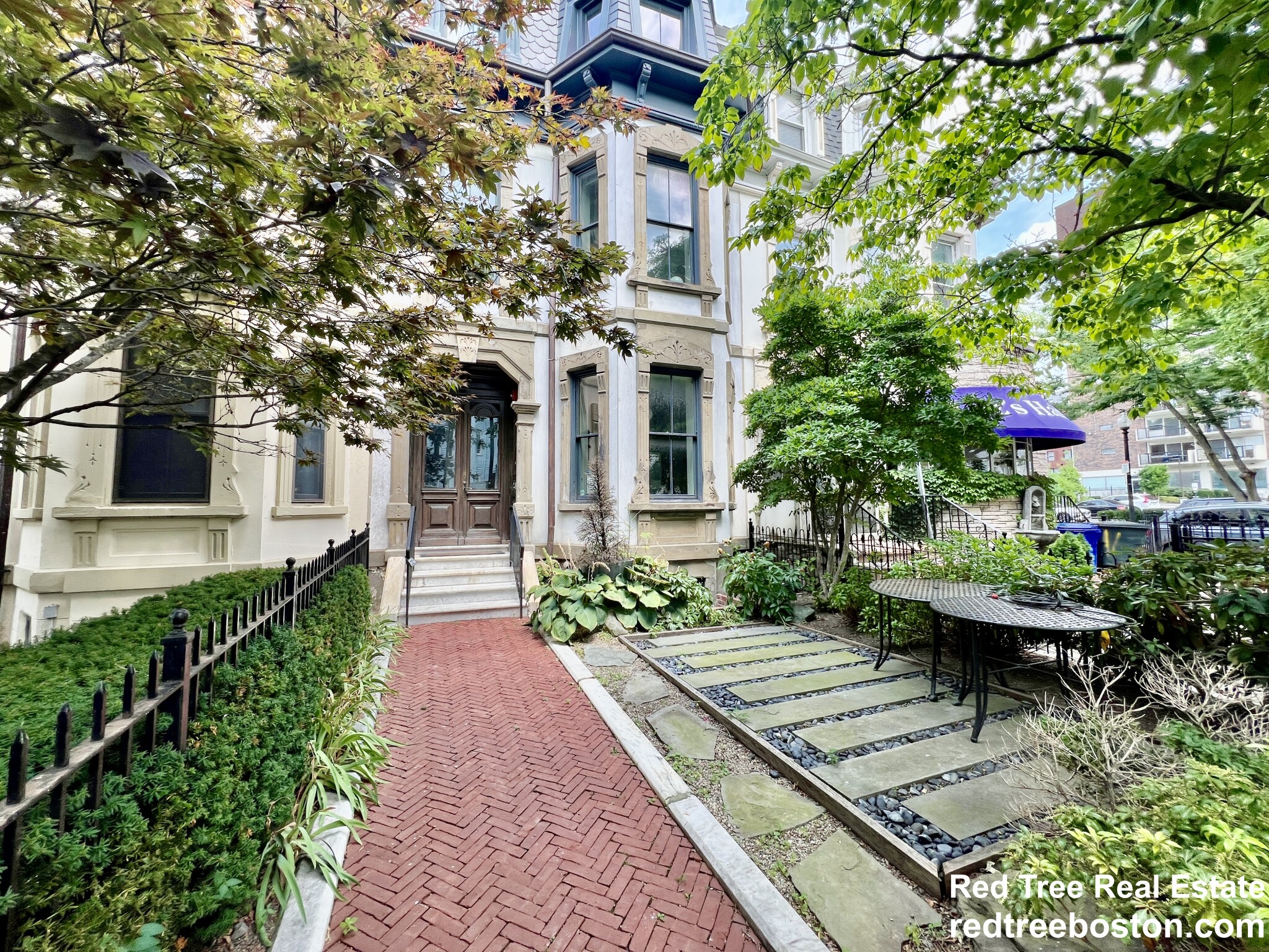 1607 Tremont St, Mission Hill