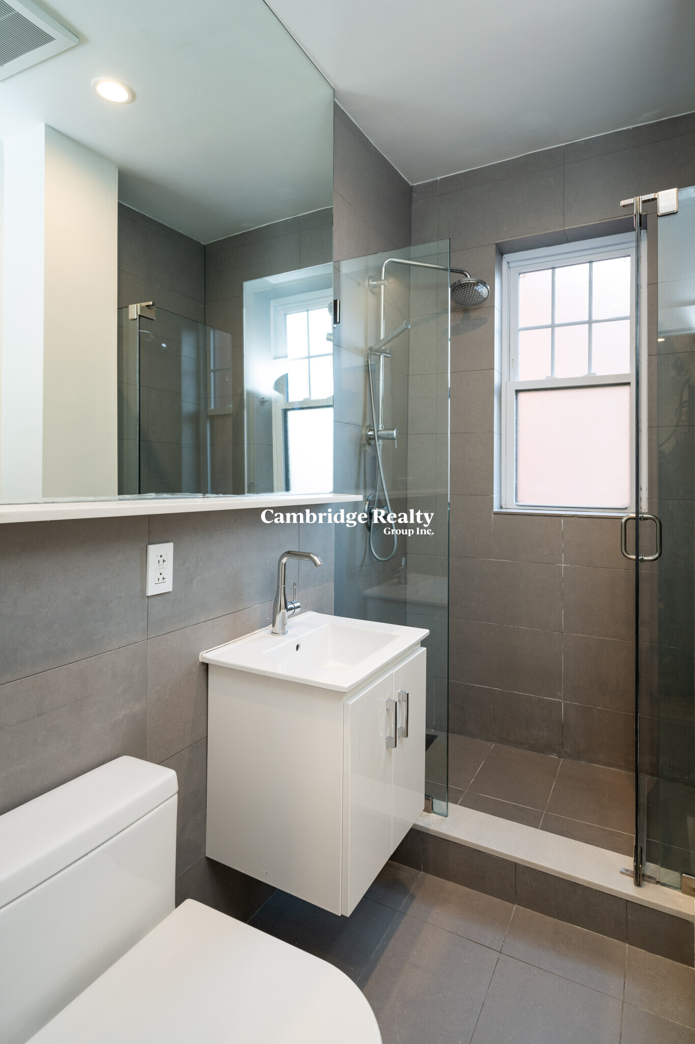 16 Forest St, Baldwin