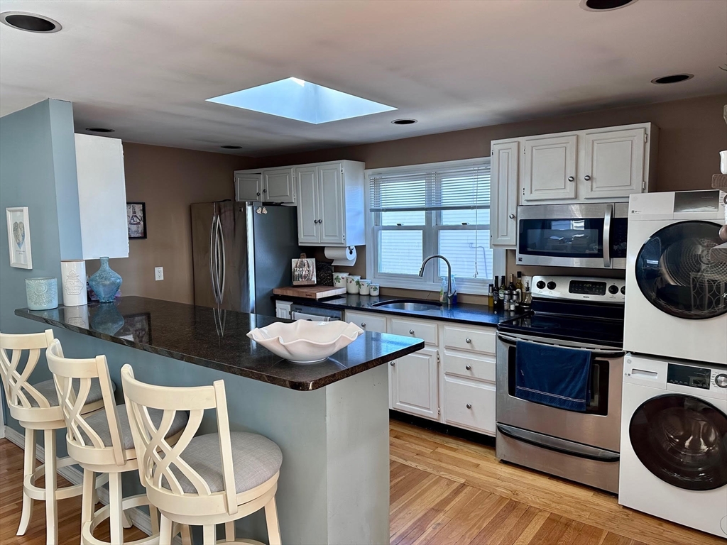 589 East 8th St, South Boston