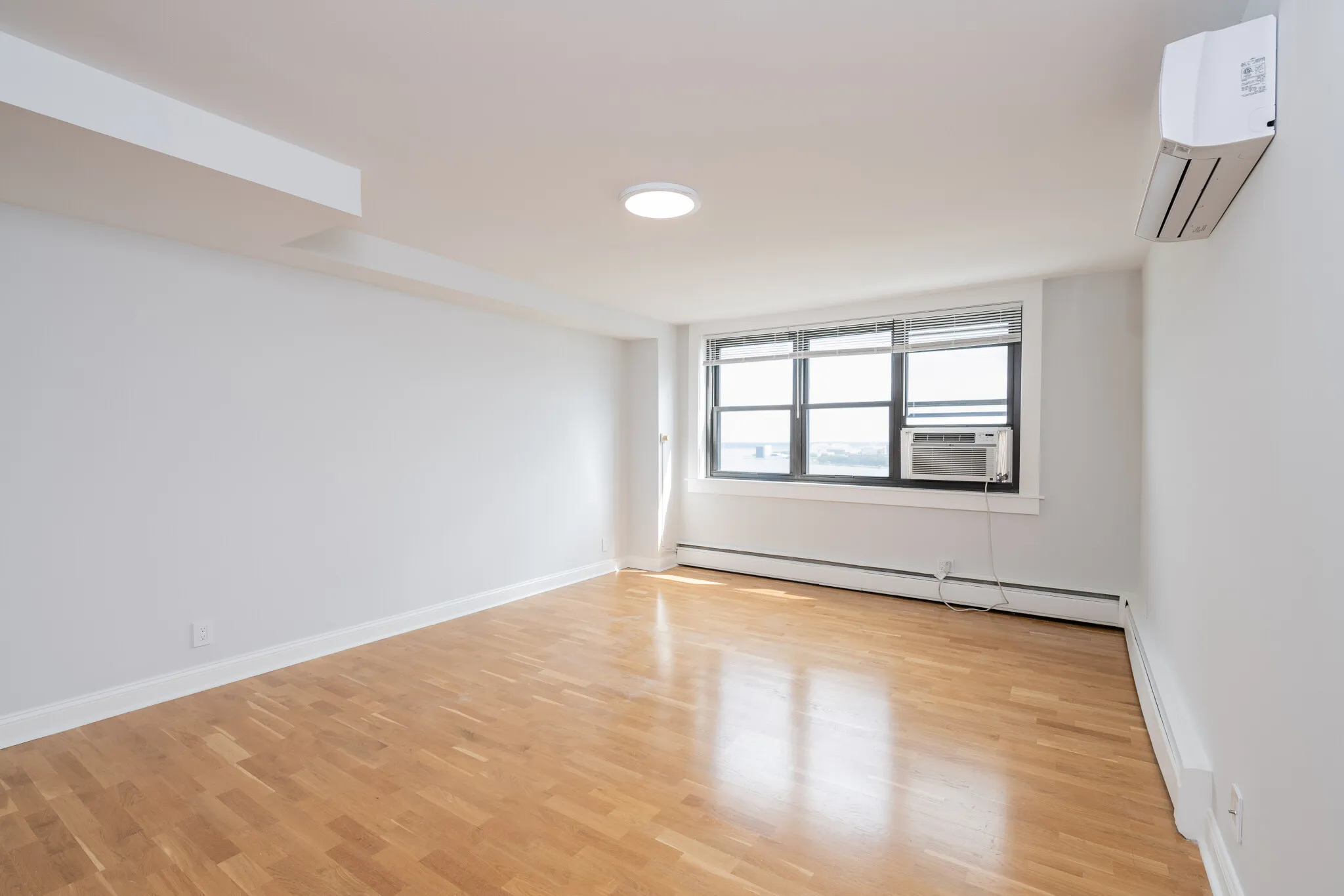 1410 Columbia Rd, South Boston