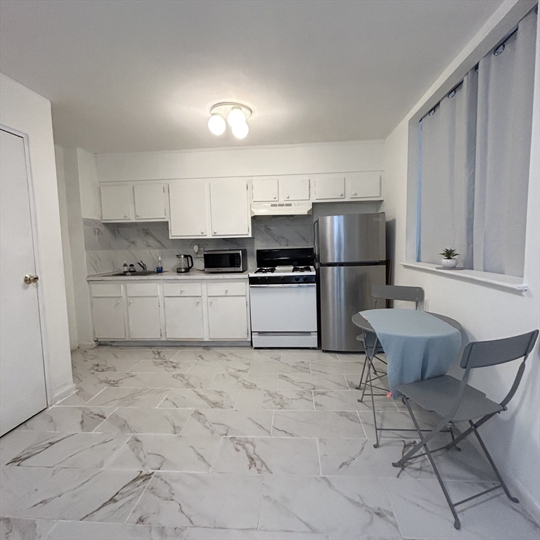 195 Independence Ave, Quincy