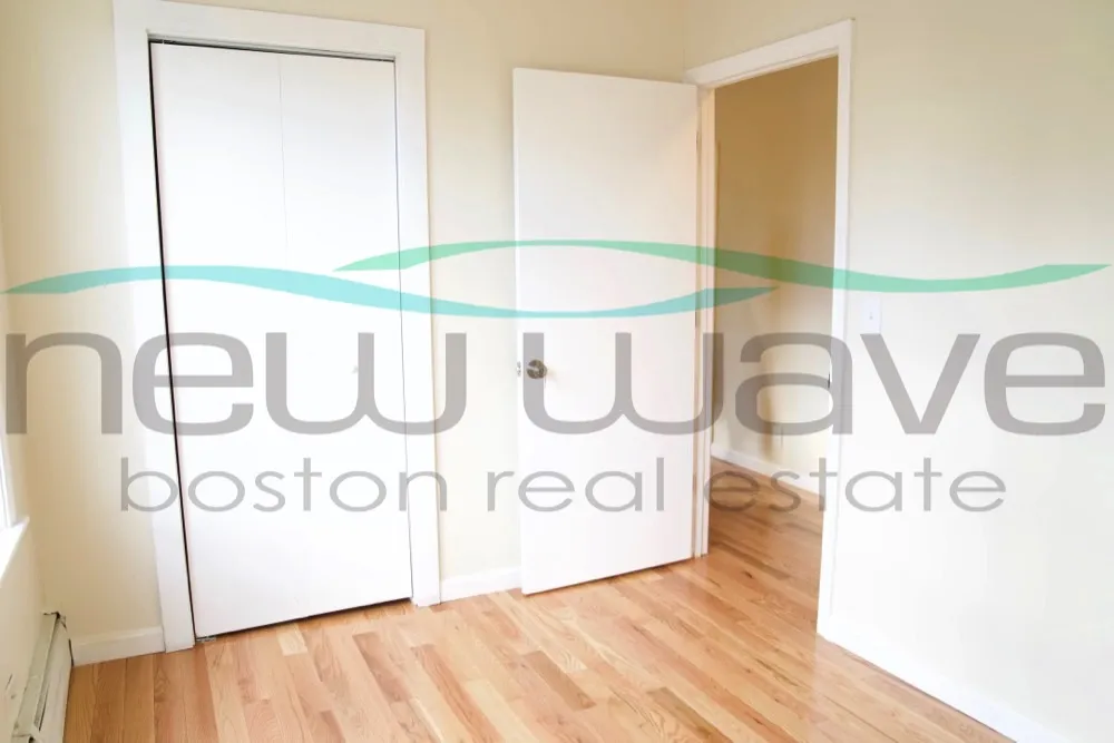 6 Bickford Ave, Mission Hill