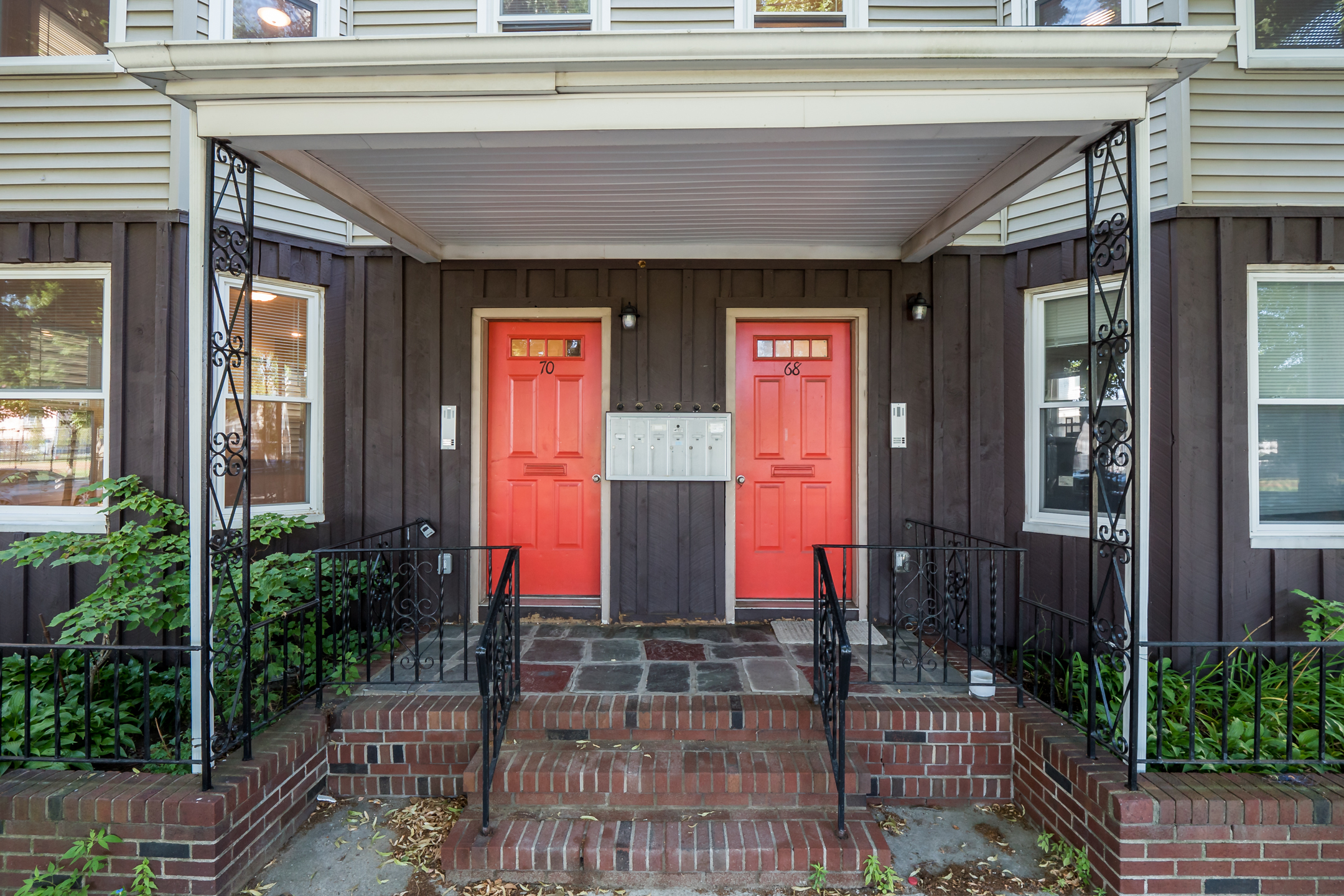 2 bed, 2 bath apartment for rent at 68 Berkshire St Unit 1, East Cambridge — photo 14 of 16