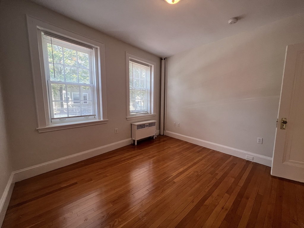353 Harvard, Mid-Cambridge