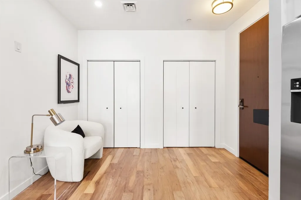 45 1st Ave, Charlestown