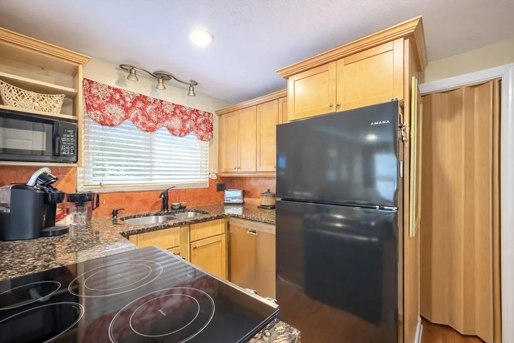 100 Water St, Newburyport