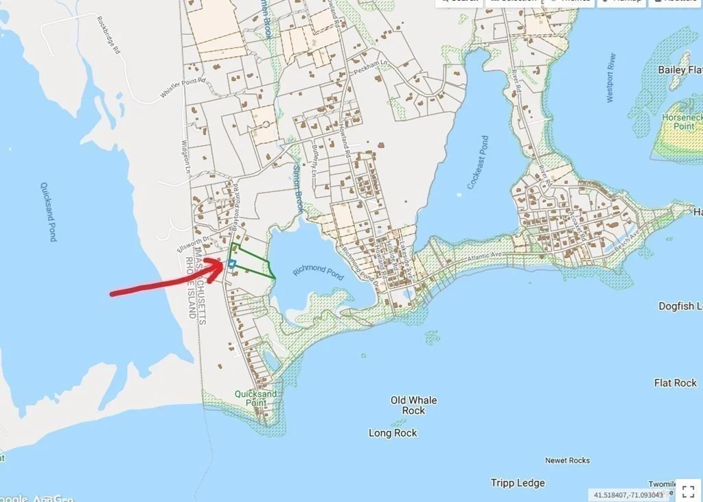 186 Brayton Point Rd, Acoaxet