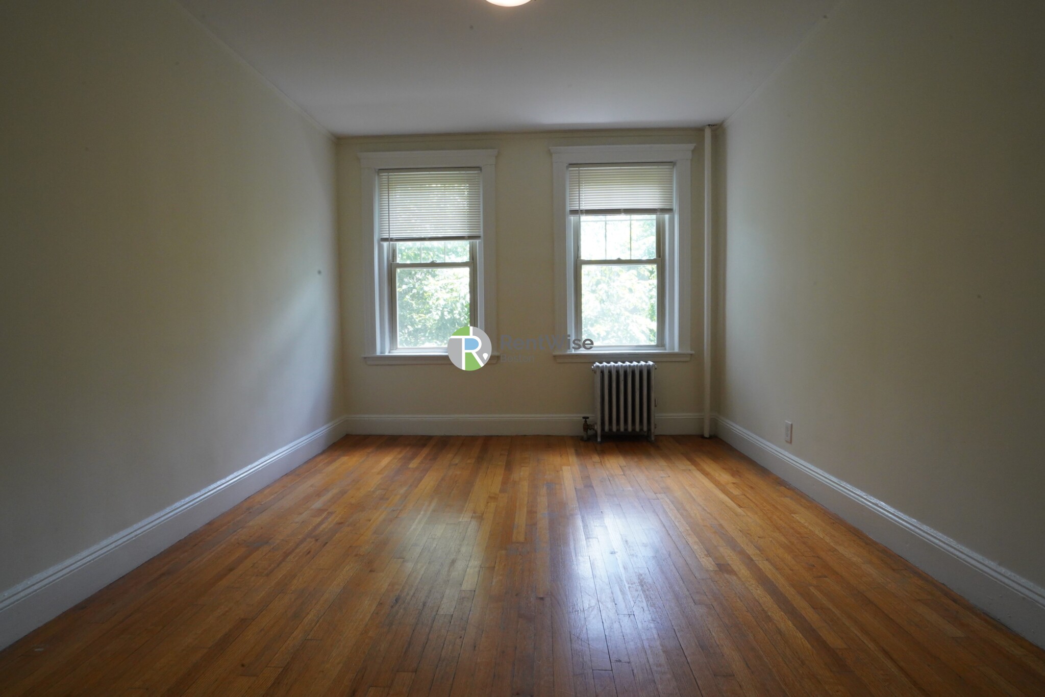 1848 Commonwealth Ave, Brighton