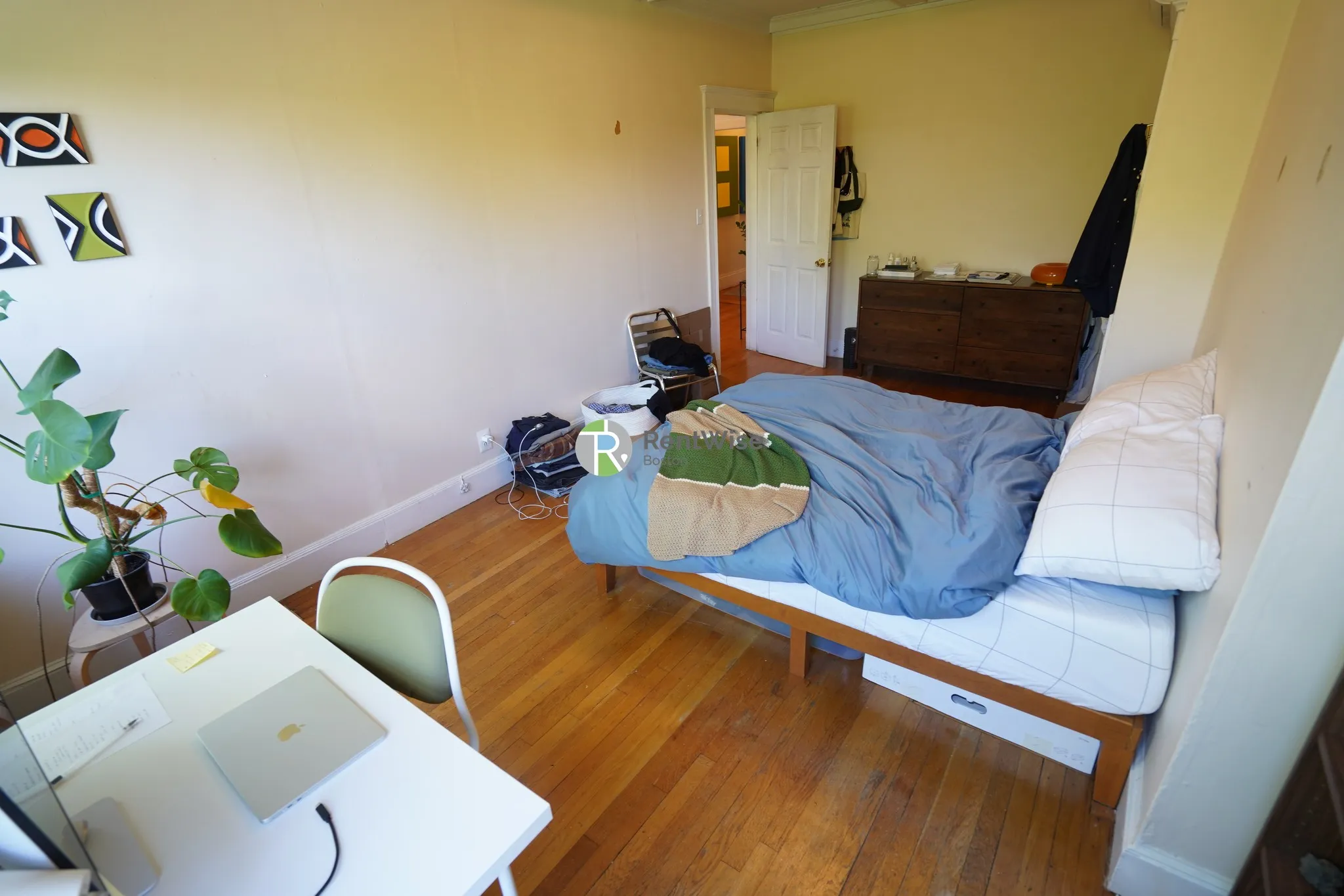 128 Fuller St, North Brookline