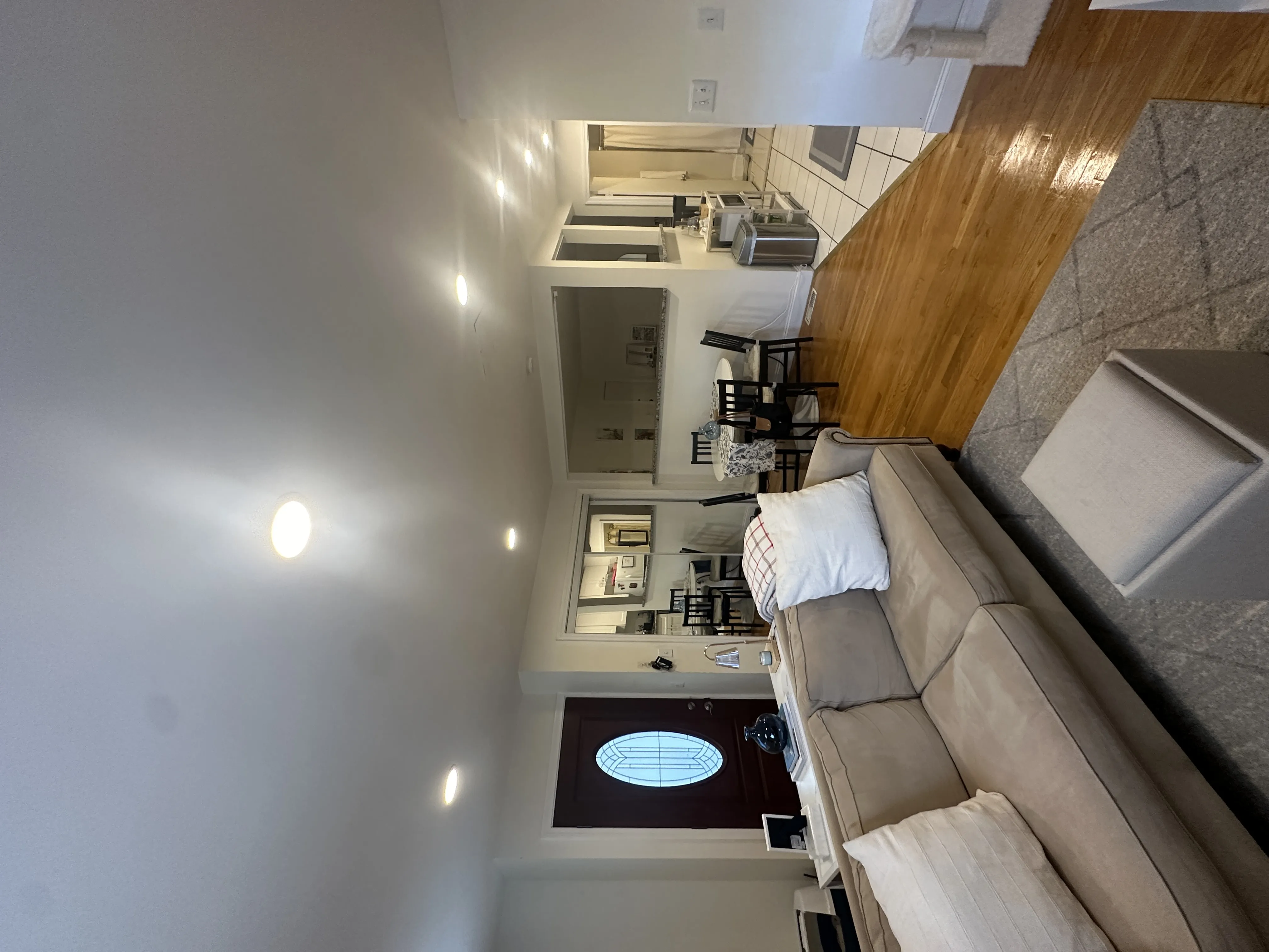 2574 Massachusetts Ave, North Cambridge