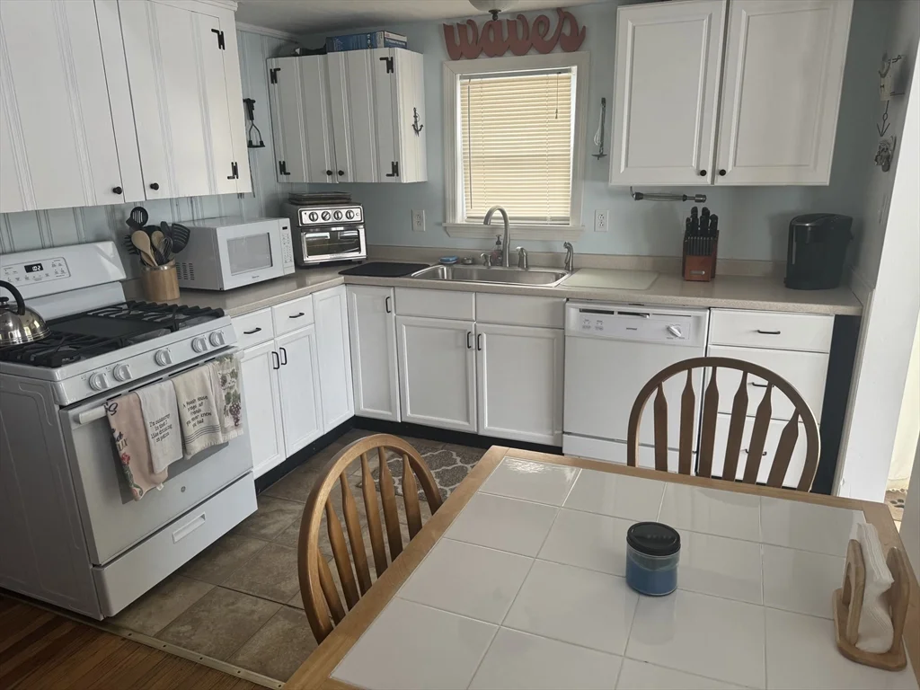 14 Alden St, Humarock