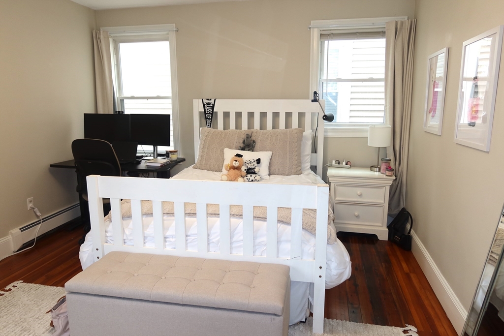 69 Marine Rd, South Boston