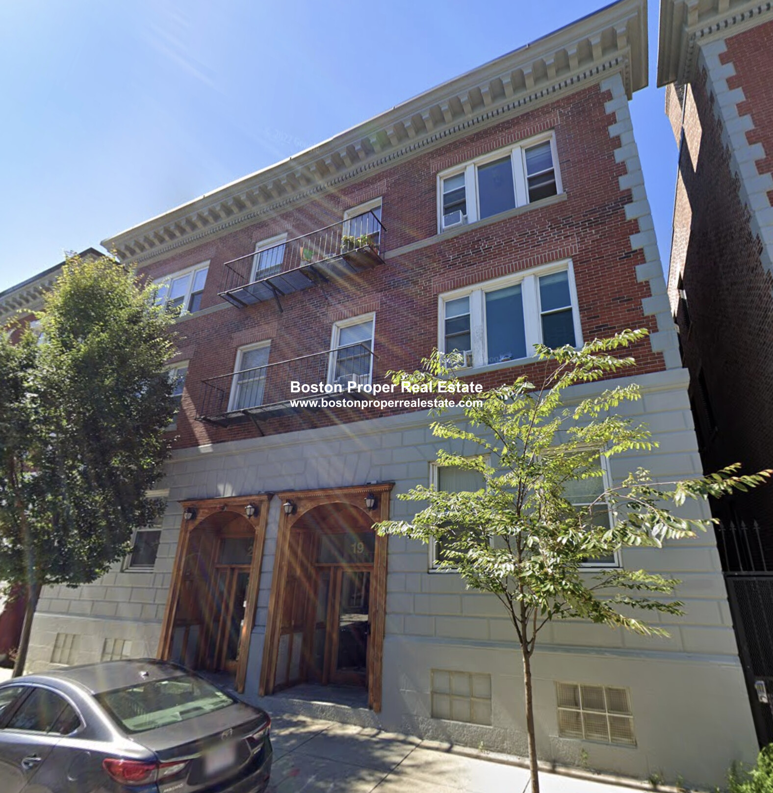 19 Aberdeen St, Fenway