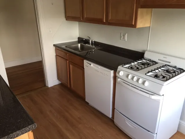 1810 Commonwealth Ave, Brighton