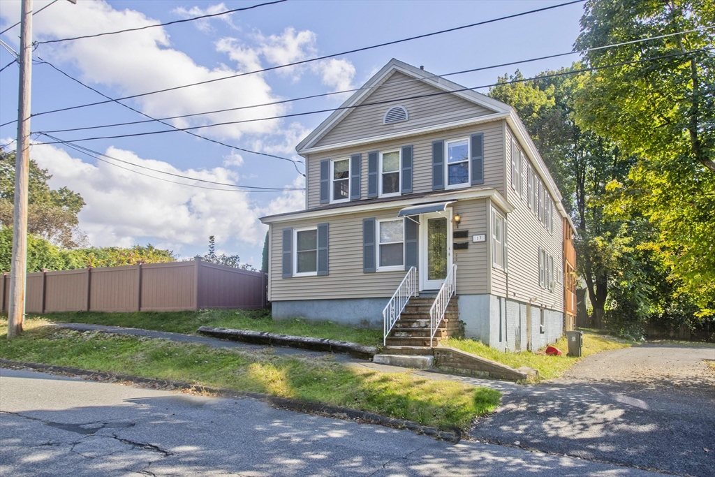 13 Smith St, South Hadley