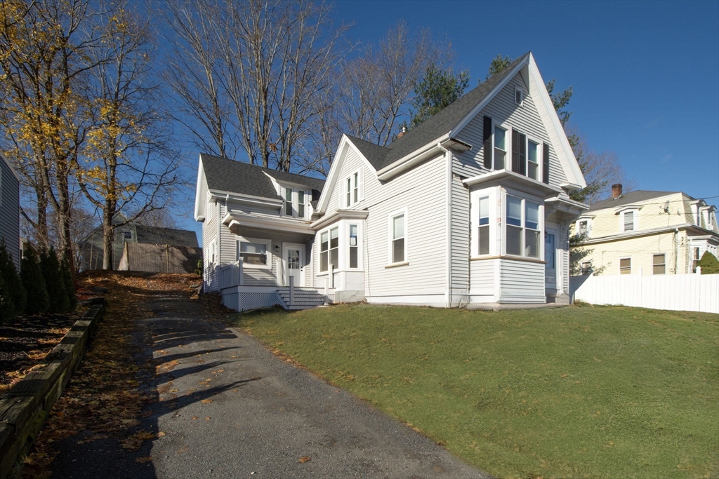 29 East Ave, Whitman