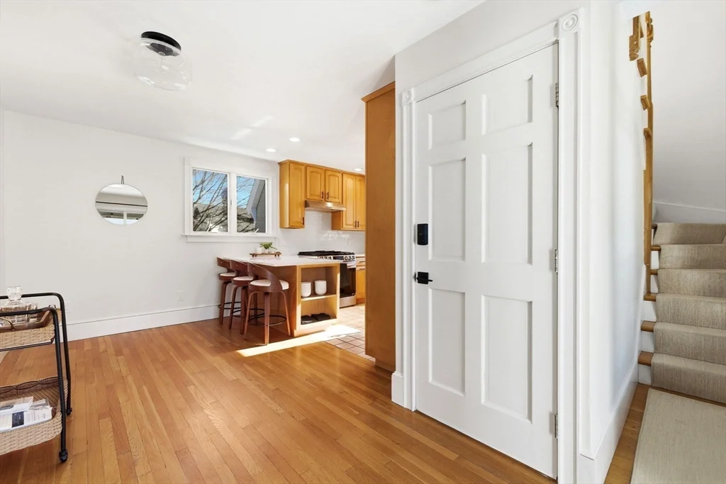 30 Boardman St, Salem