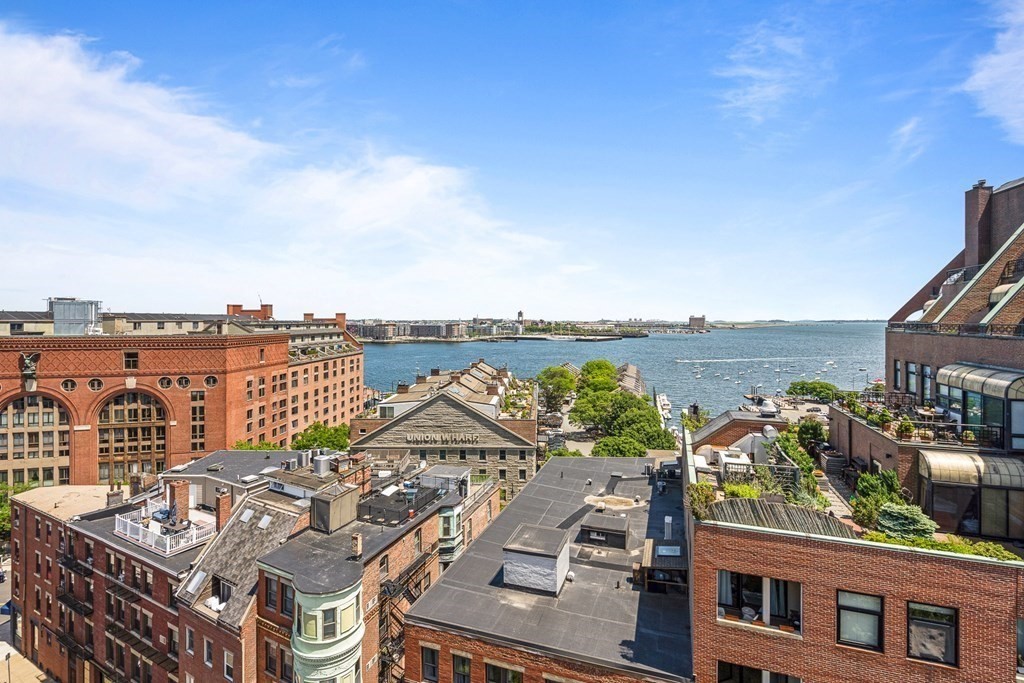 350 North St, Waterfront