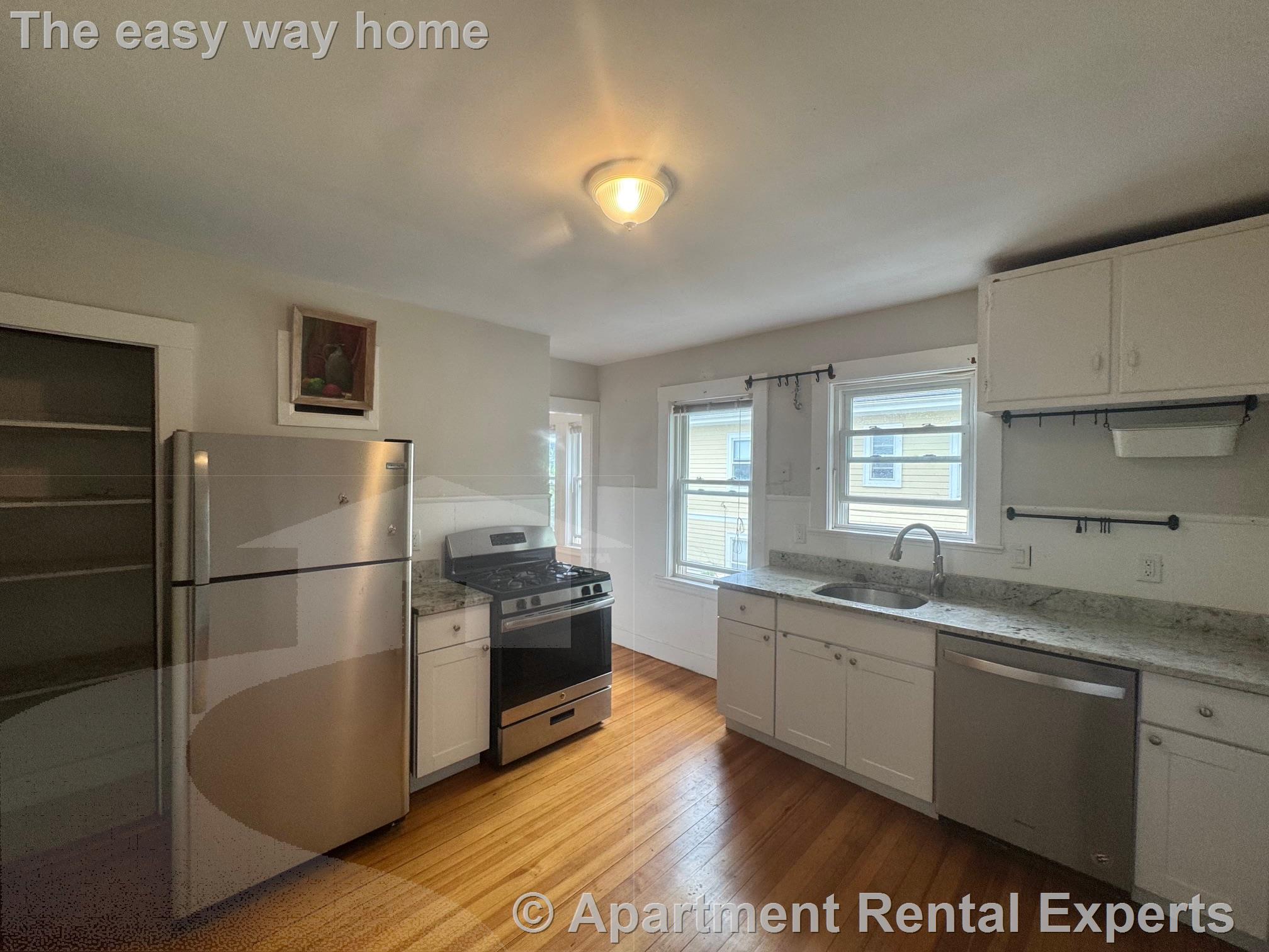 48 Standish St, Huron Village