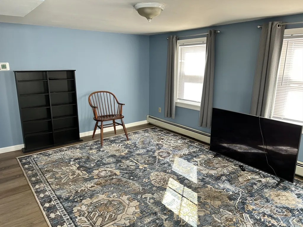 39 School St, Milford